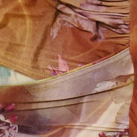 TOP DESIGN MAXI DRESS, size medium, pink/purple floral, soft and pretty. - Picture 6 of 14